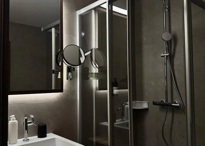 Hotel Central Hotel 3*